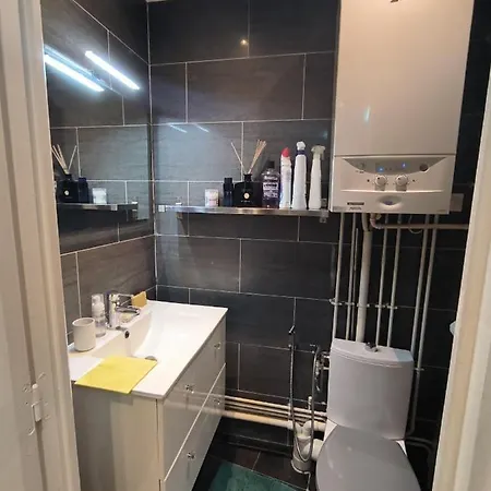 Apartment Loft Porte De Paris Croix De Chavaux 93100 Montreuil (Seine-Saint-Denis)
