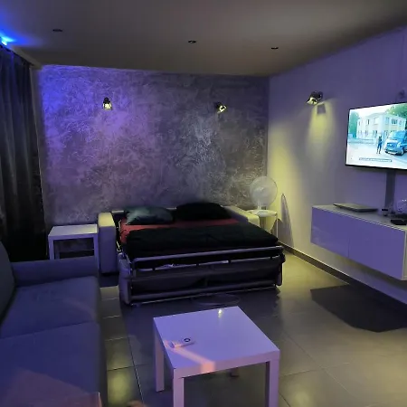 Loft Porte De Paris Croix De Chavaux 93100