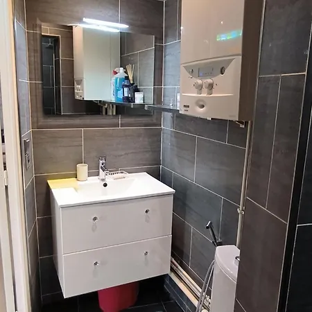 Loft Porte De Paris Croix De Chavaux 93100 Montreuil