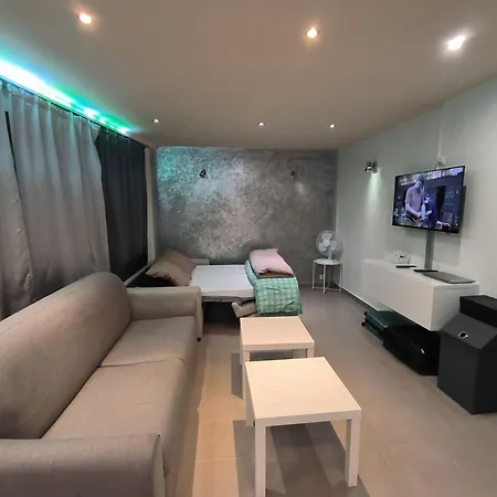 Loft Porte De Paris Croix De Chavaux 93100 Montreuil Apartment Montreuil (Seine-Saint-Denis)